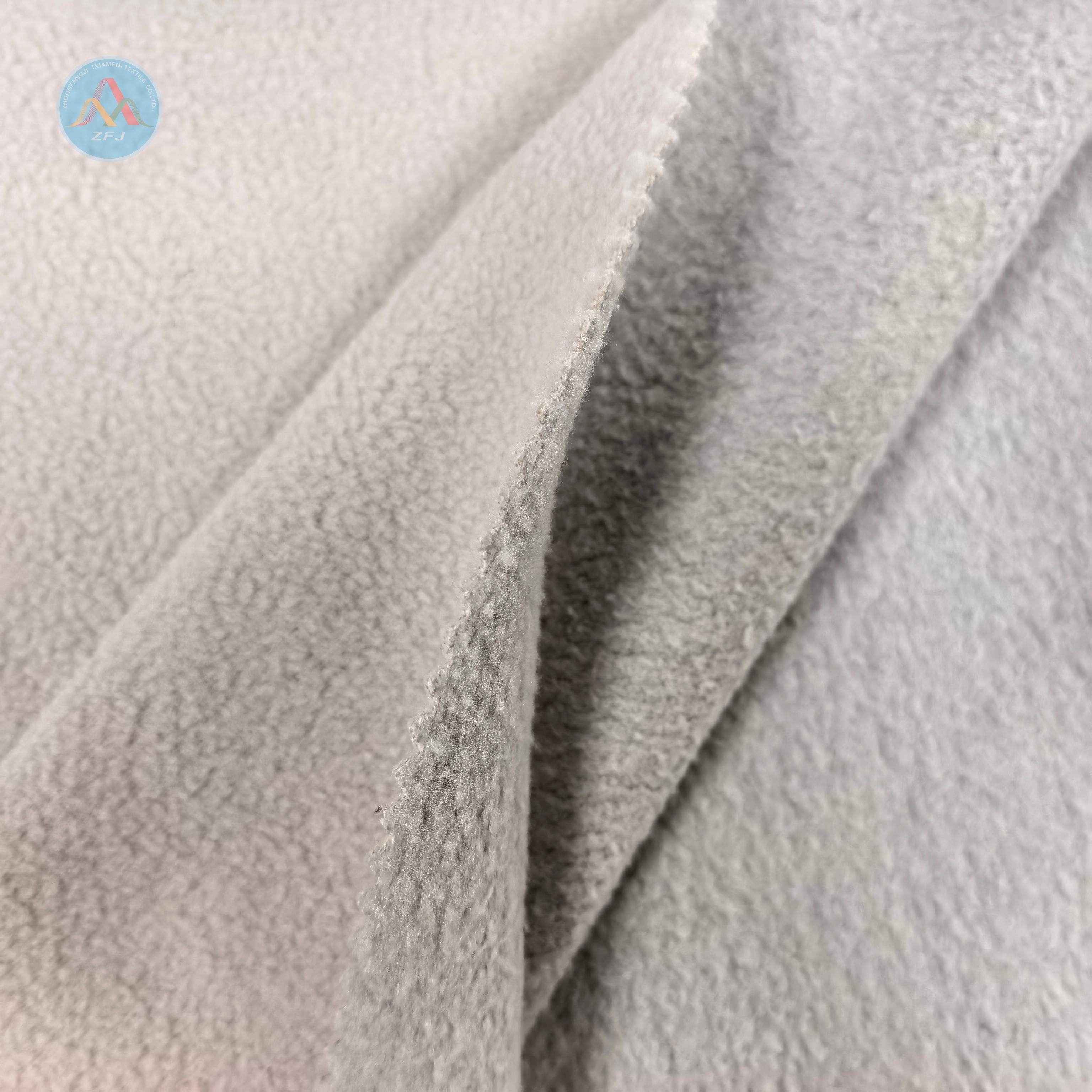 100% Polyester 320gsm Two-tone Interwoven Polar Fleece