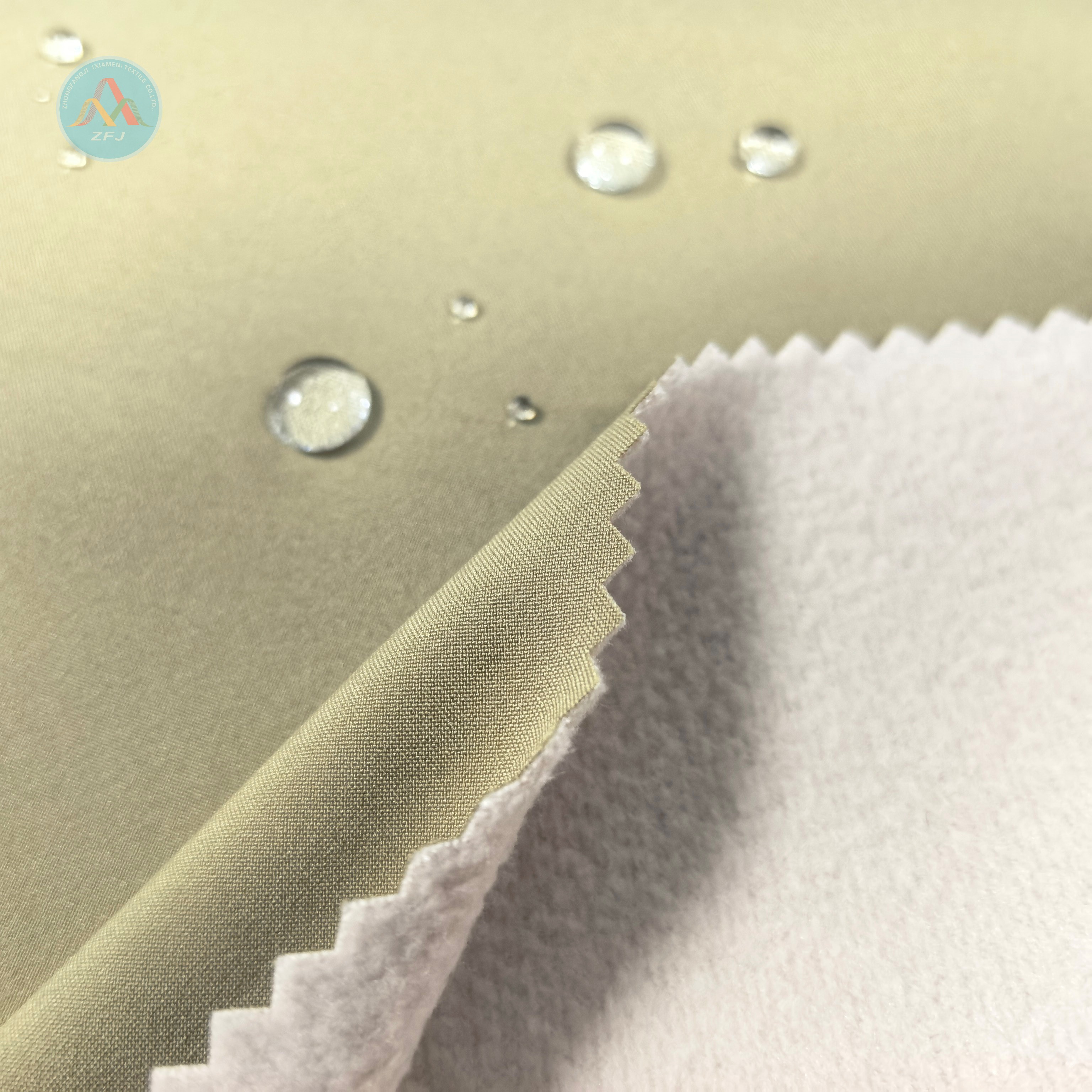 100% Recycled Polyester Fabric with Non-PFC Durable Water-repellent