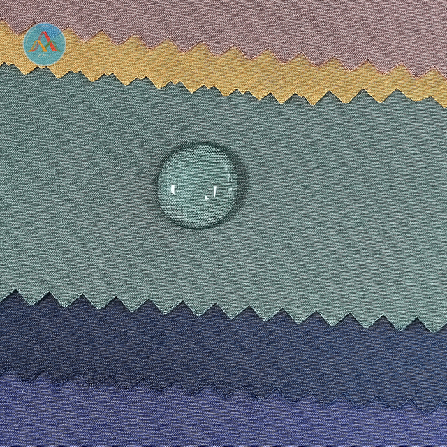 100% Polyester Lightweight Fabric with Non-Pfc Durable Non-Pfc Finish for Jacket