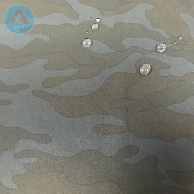 Custom Digitally Printed 3-in-1 Laminated Fabric for Outdoor Hiking Apparel