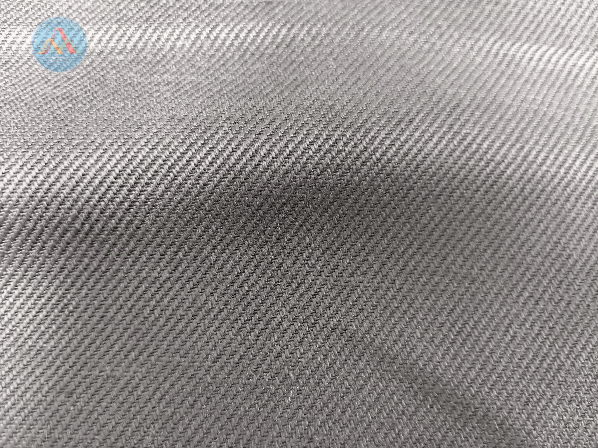 Sustainable Tencel Linen Fabric 2/2 Twill for Summer Clothing