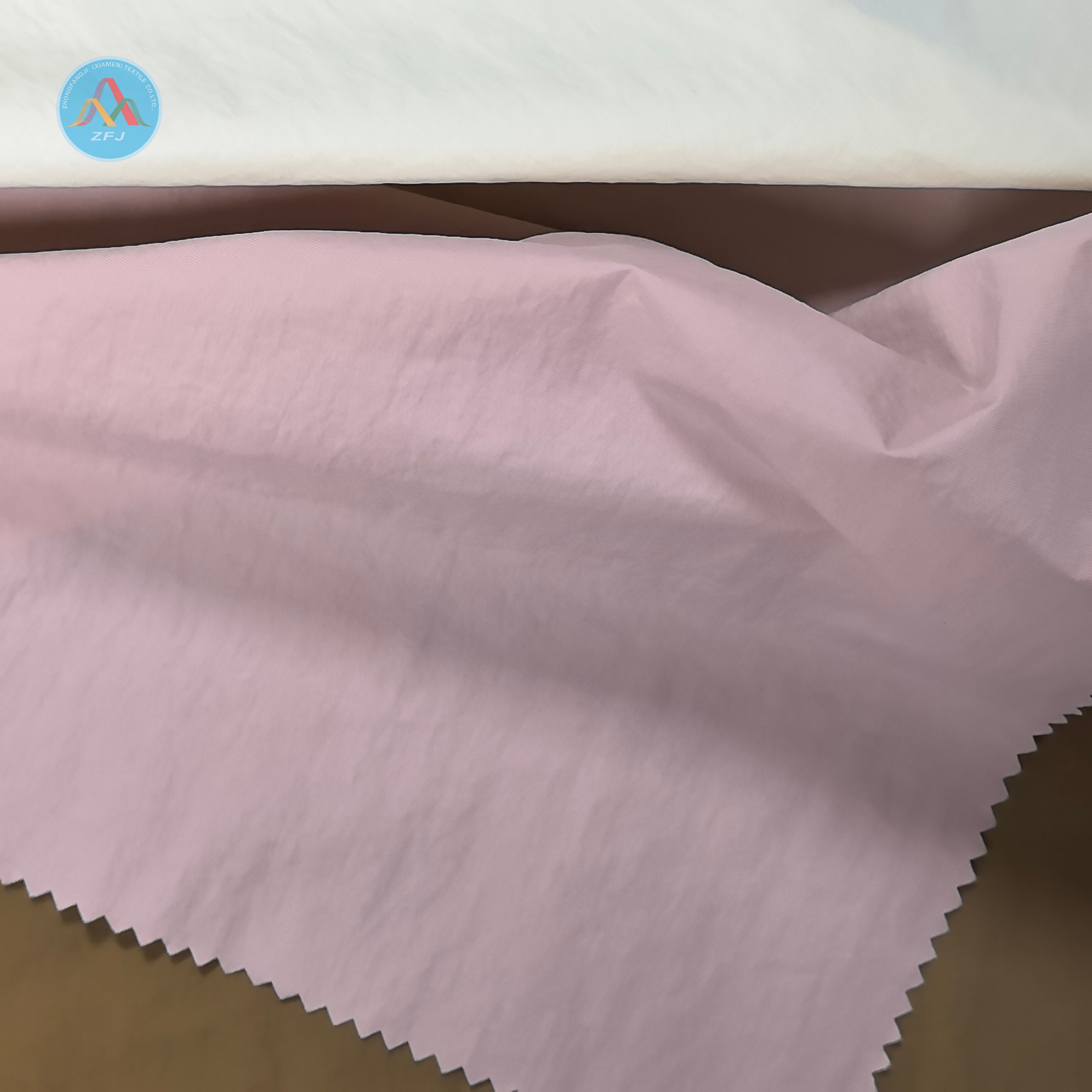 100% Nylon Crinkled Fabric with UPF 50+ for Sun Protection Clothing