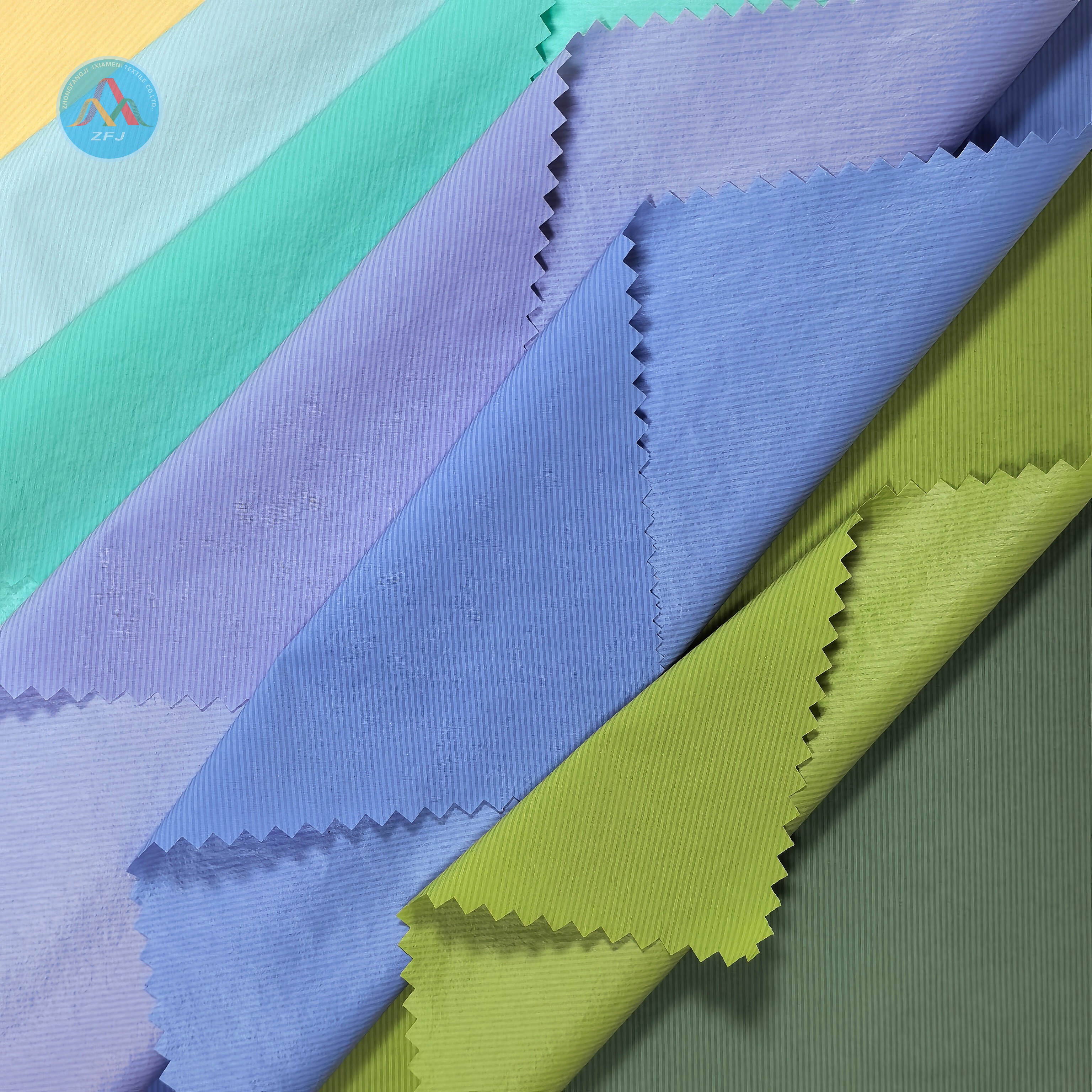 25D*20d 100% Nylon Ripstop Down-Proof Fabric