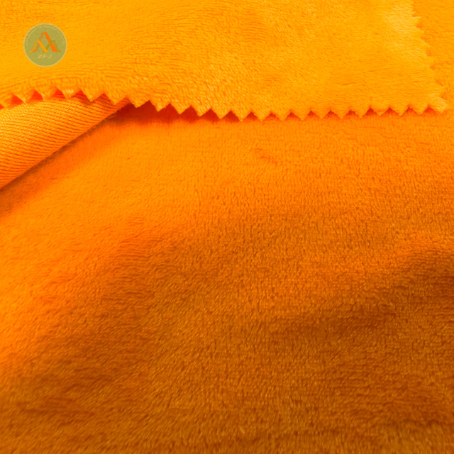1.5mm 100% Polyester Super Soft Velvet Fabric for Blanket