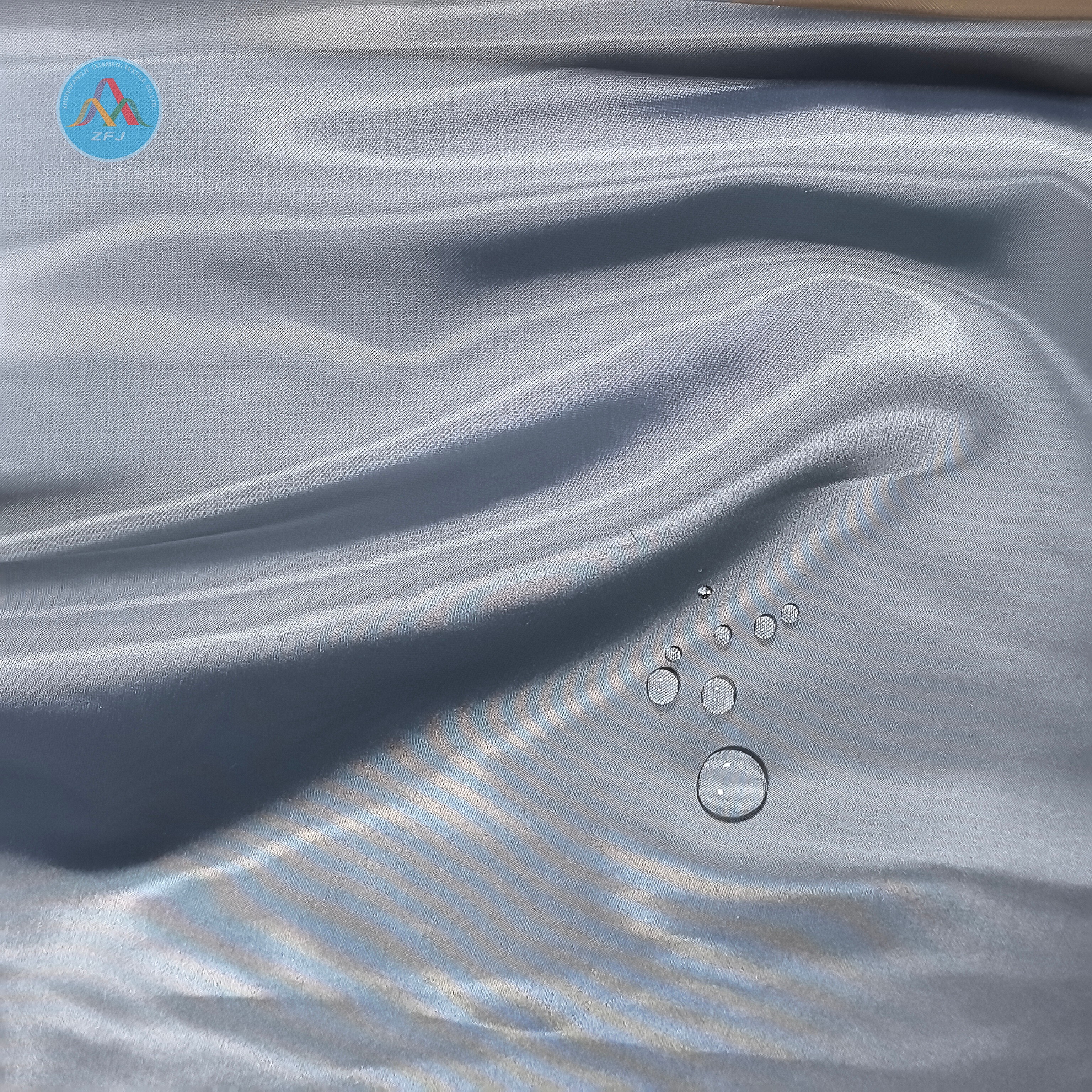 40D*20D 100% Nylon Shiny Water Repellent Fabric