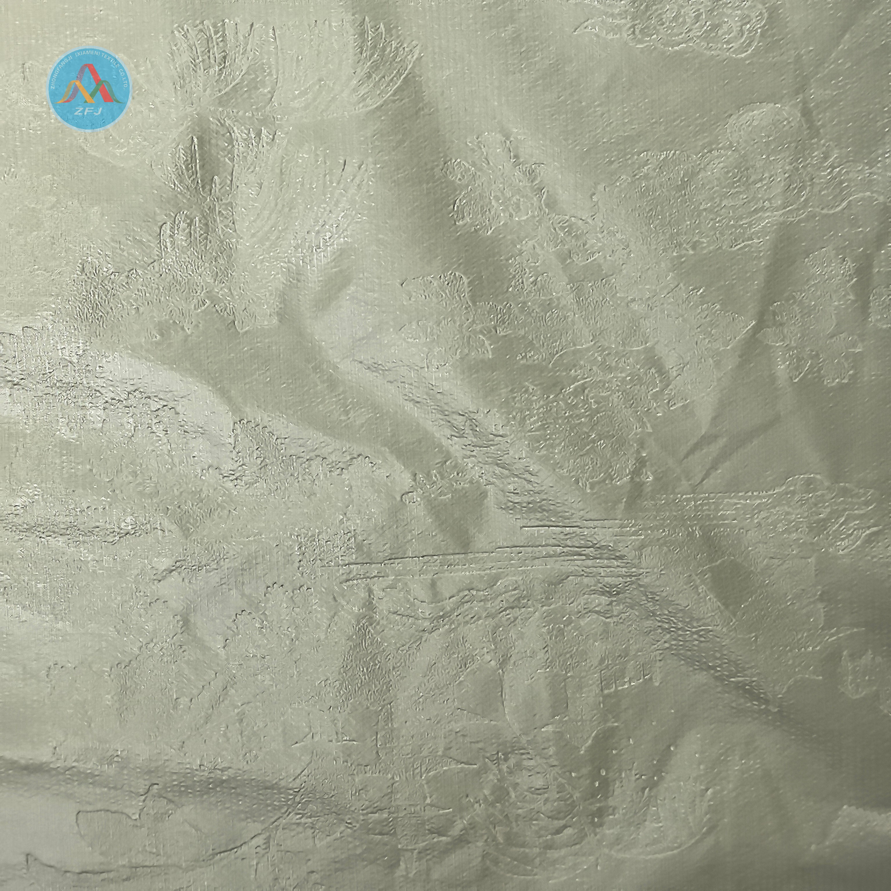 Premium Waterproof Nylon Crinkle Fabric With Pattern Laminated Printing For Stylish Apparel