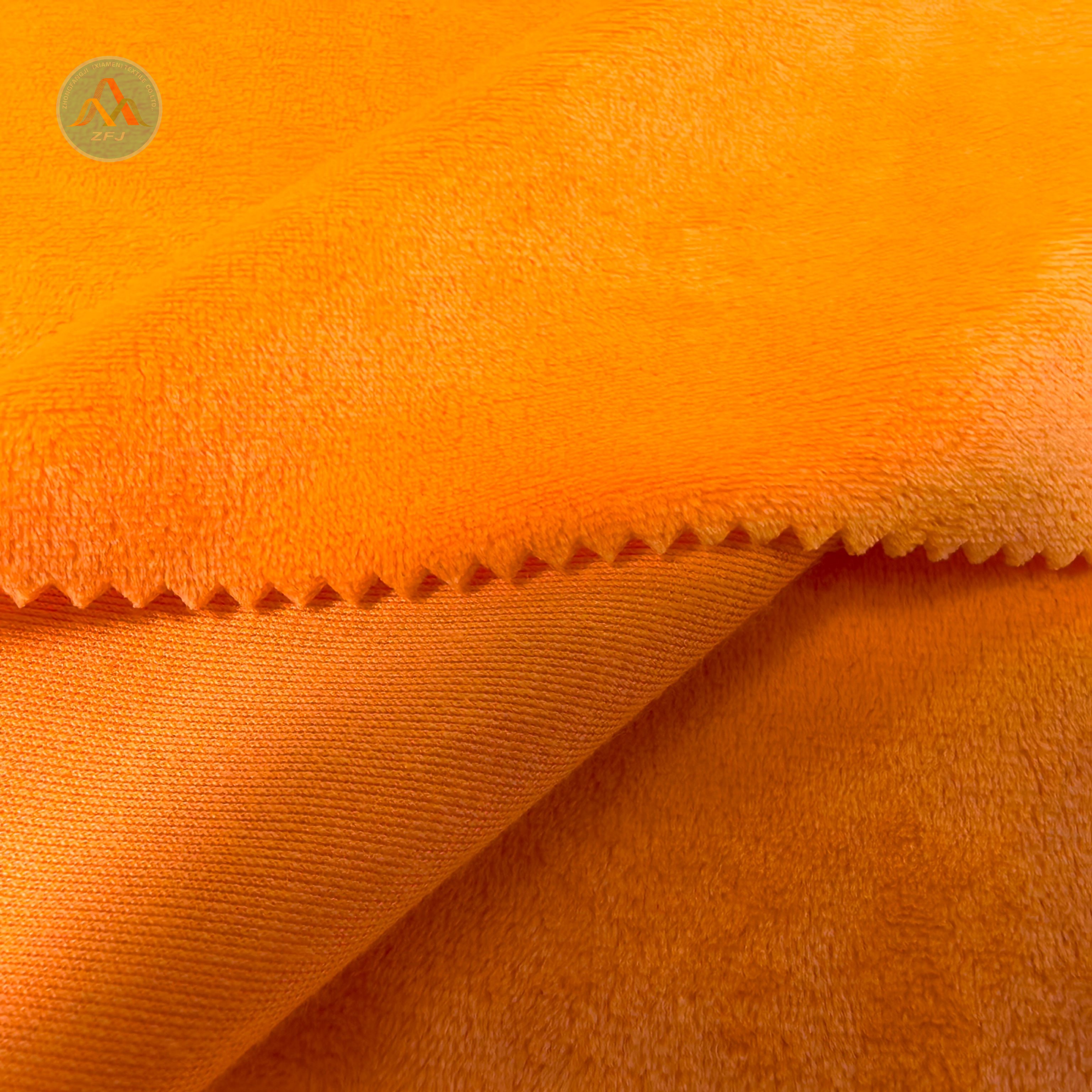 1.5mm 100% Polyester Super Soft Velvet Fabric for Blanket