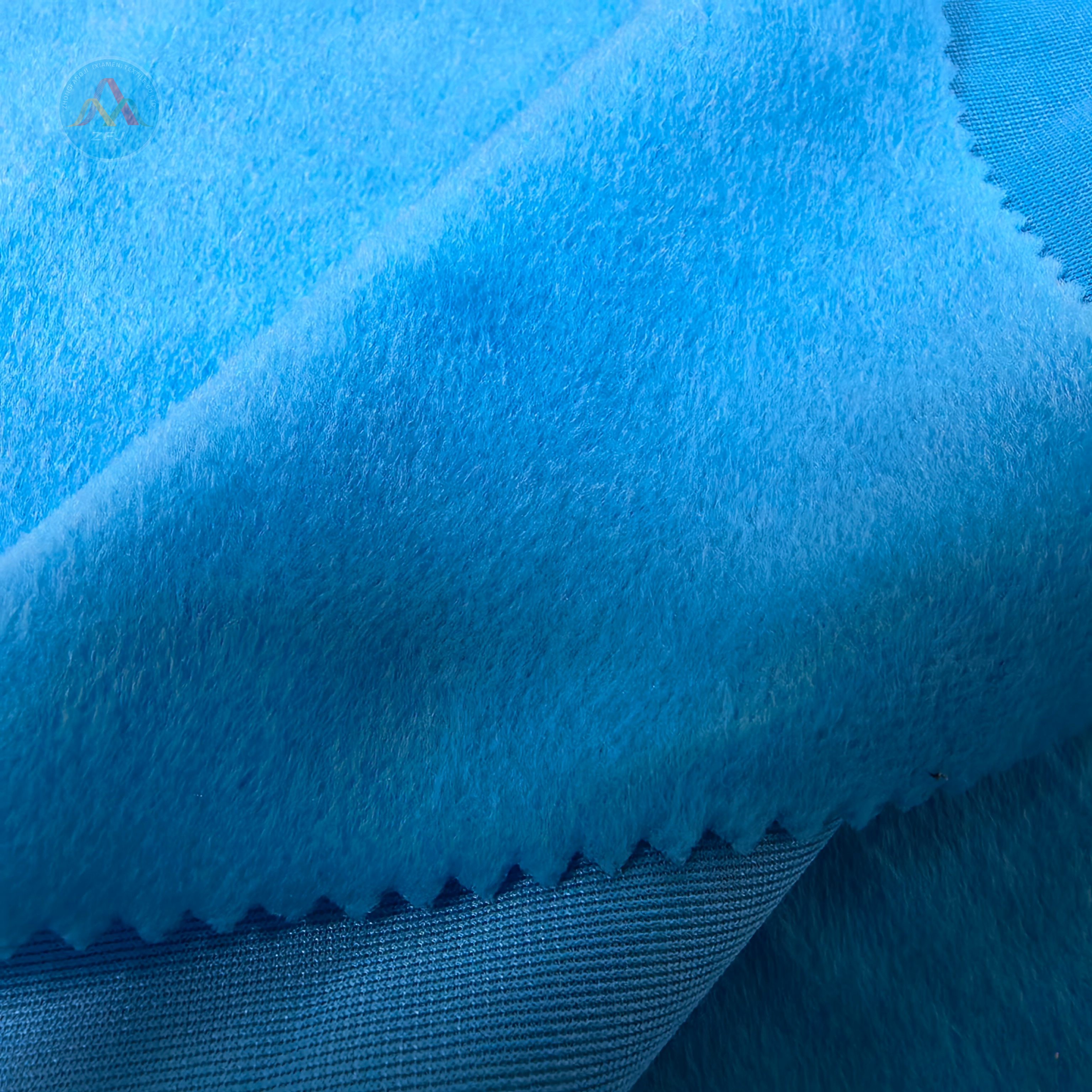 1.5mm 100% Polyester Crystal Sheen Velvet Blanket