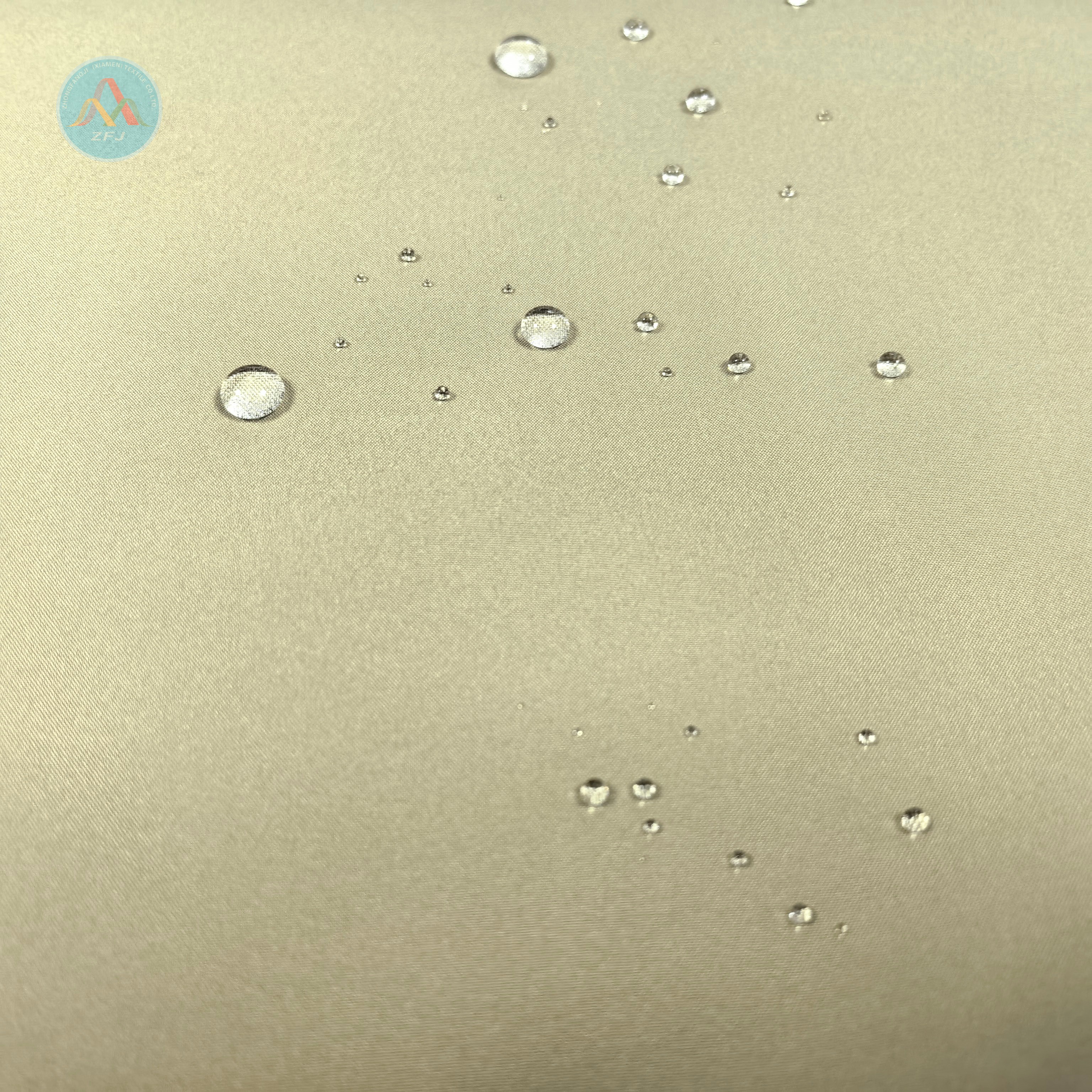 100% Recycled Polyester Fabric with Non-PFC Durable Water-repellent