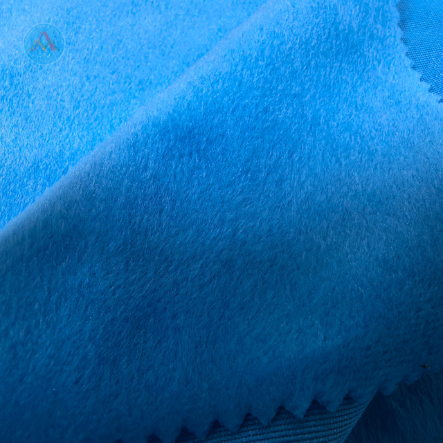 1.5mm 100% Polyester Crystal Sheen Velvet Blanket