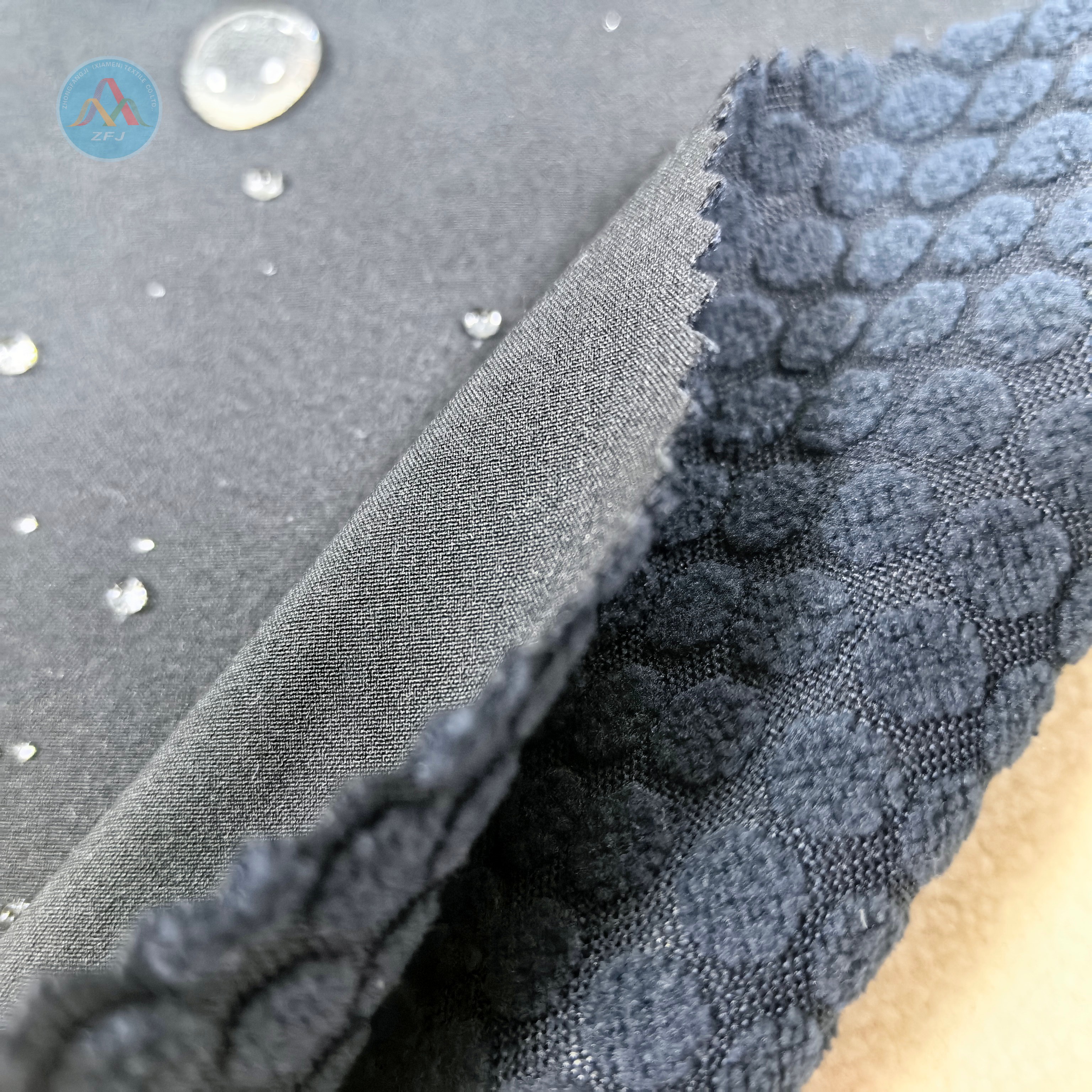 Four-Way Stretch Fabric with TPU And Jacquard Fleece for 3 in 1 HS Hooded Jacket