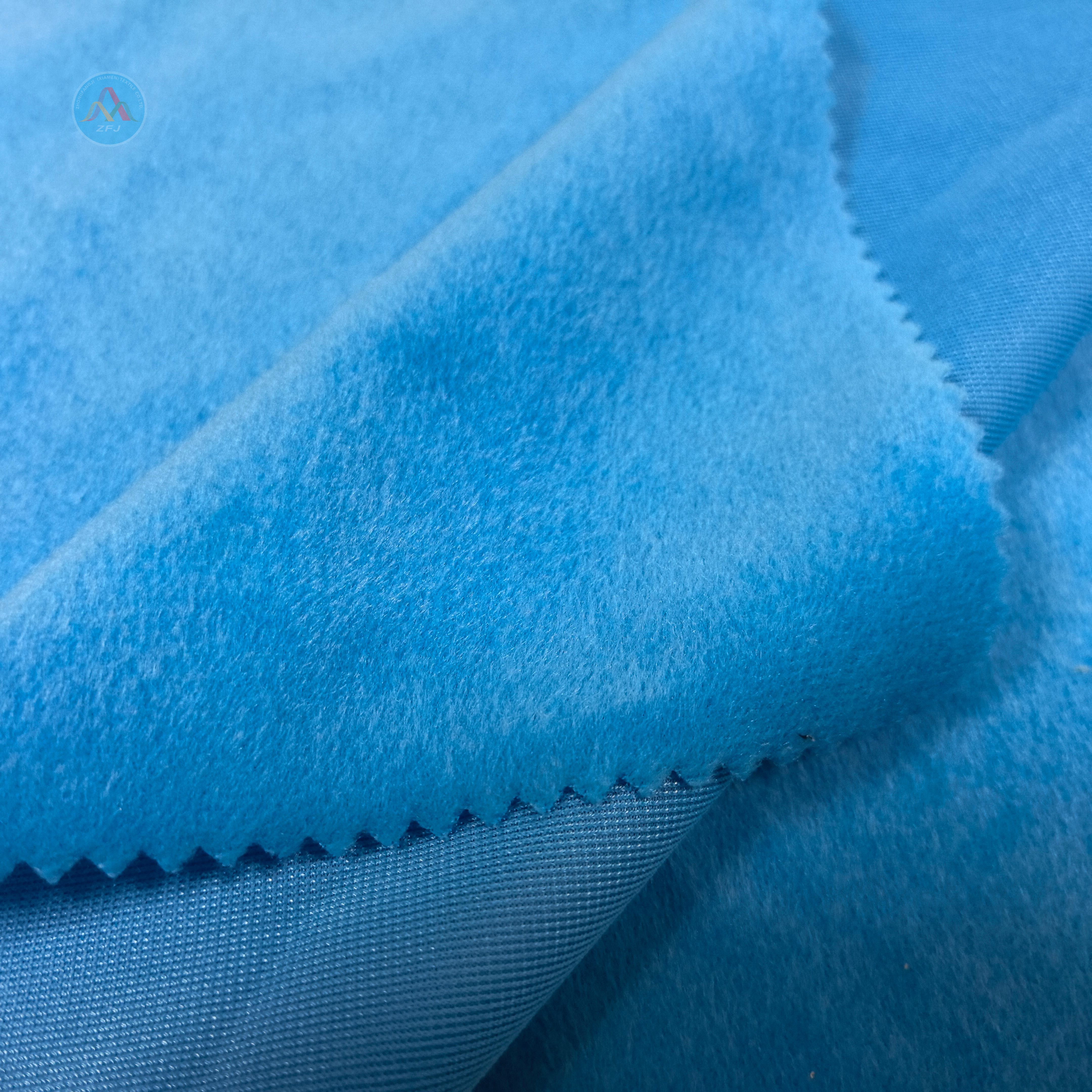 1.5mm 100% Polyester Crystal Sheen Velvet Blanket