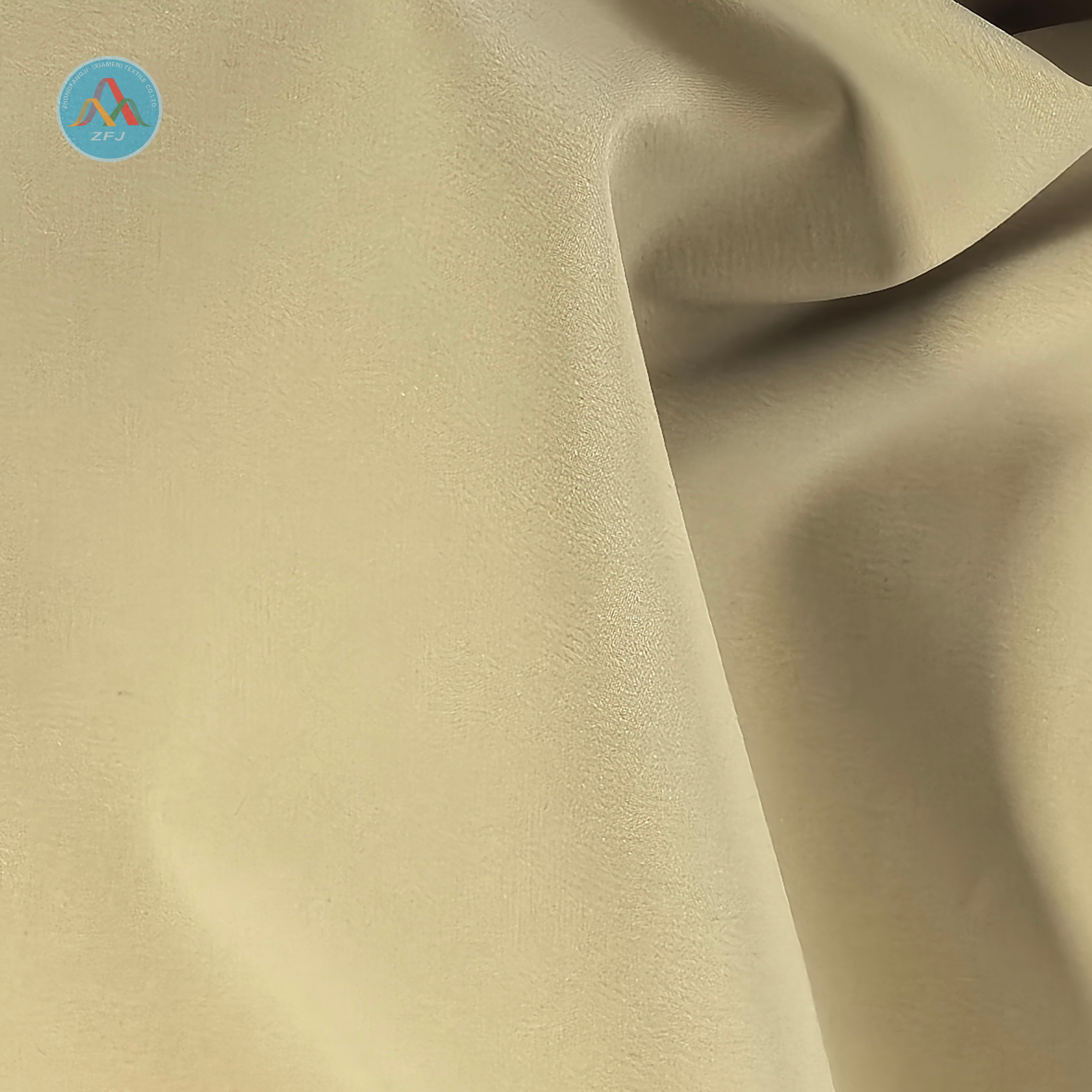 100% Polyester 55D/48f Crinkled Fabric for Jacket