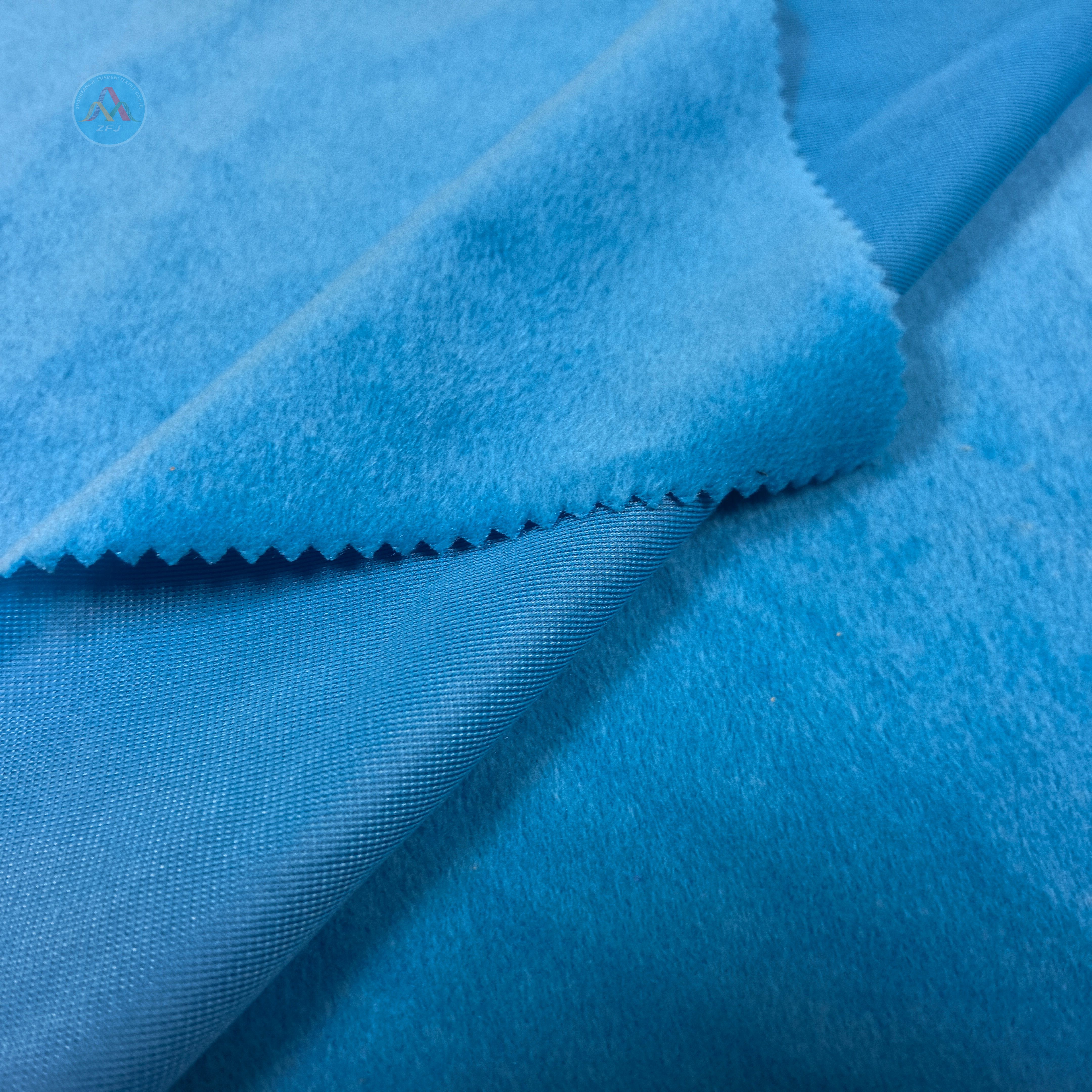 1.5mm 100% Polyester Crystal Sheen Velvet Blanket