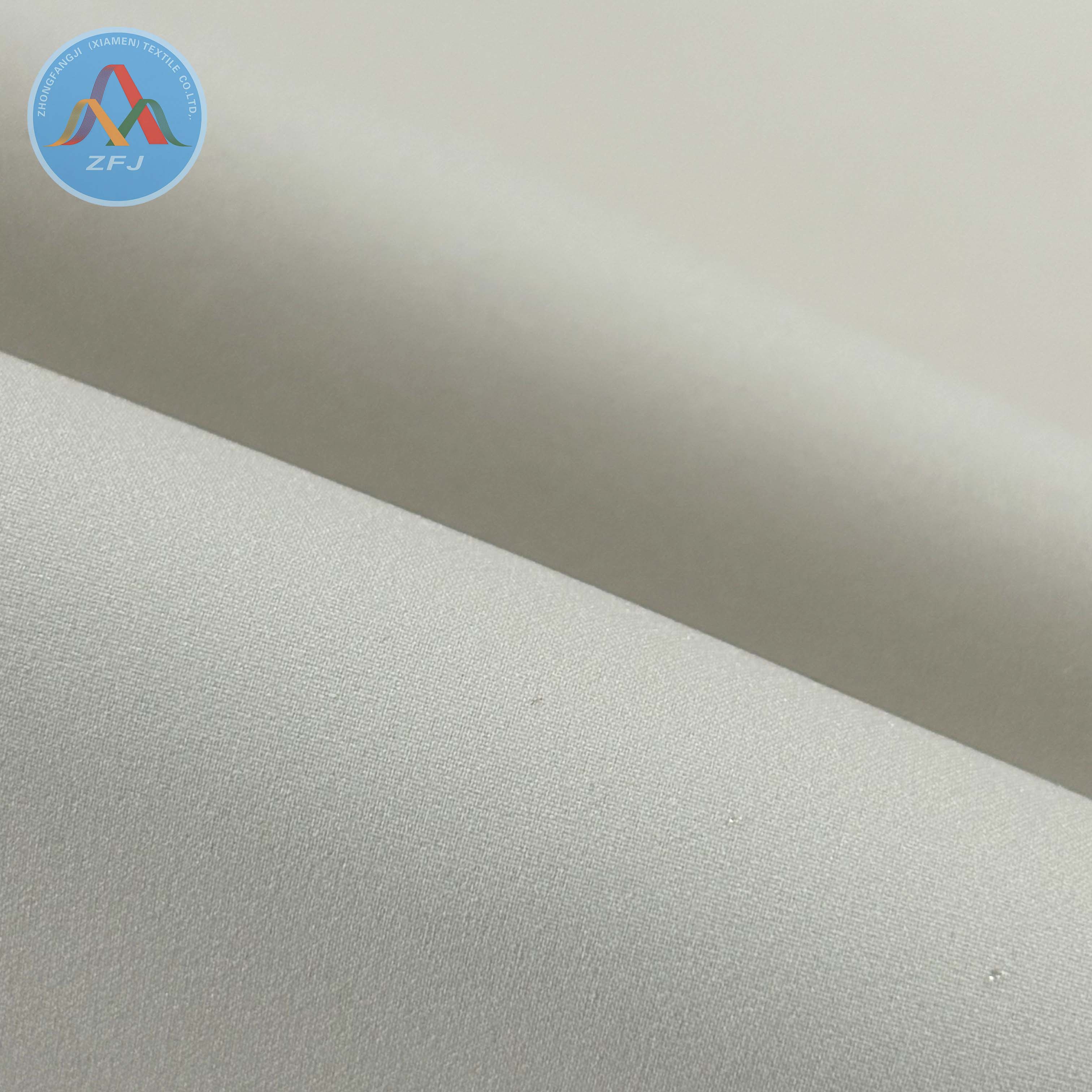 T800 Elastic Fabric Laminated with TPU Film And 30d Float Yarn Backing for Functional Outerwear