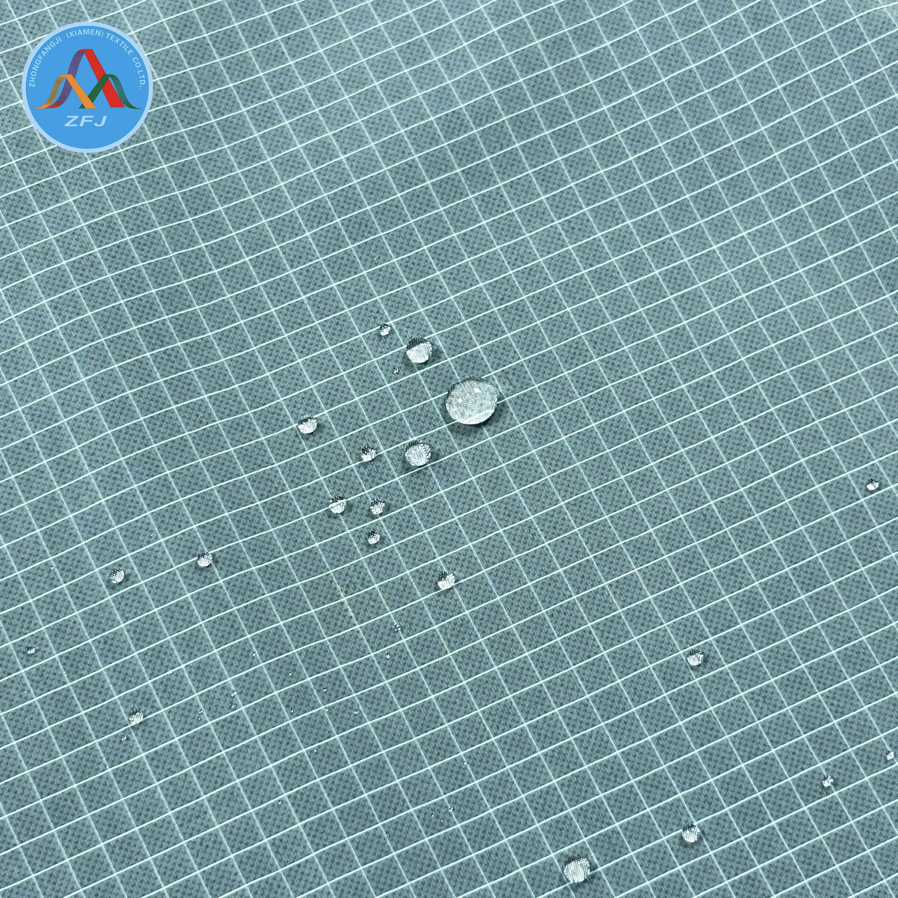 Nylon Gingham Fabric with Printed TPU Membrane Water Repellent Finish for Rainwear