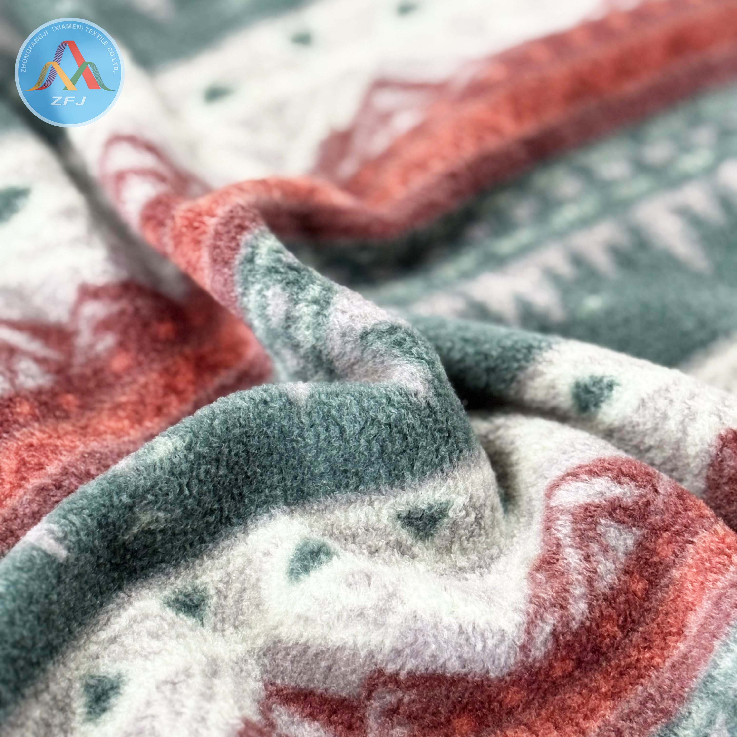 Printed Anti Pilling Polar Fleece Fabric Fluffy Texture for Stylish Winter Hoodies And Jackets