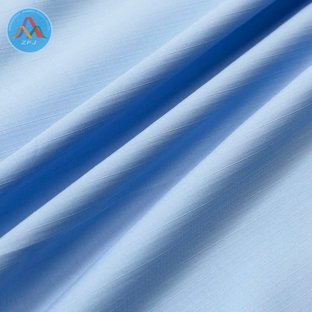 Refined Grid Sorona Weft Stretch Checked Fabric for Versatile Casual Wear