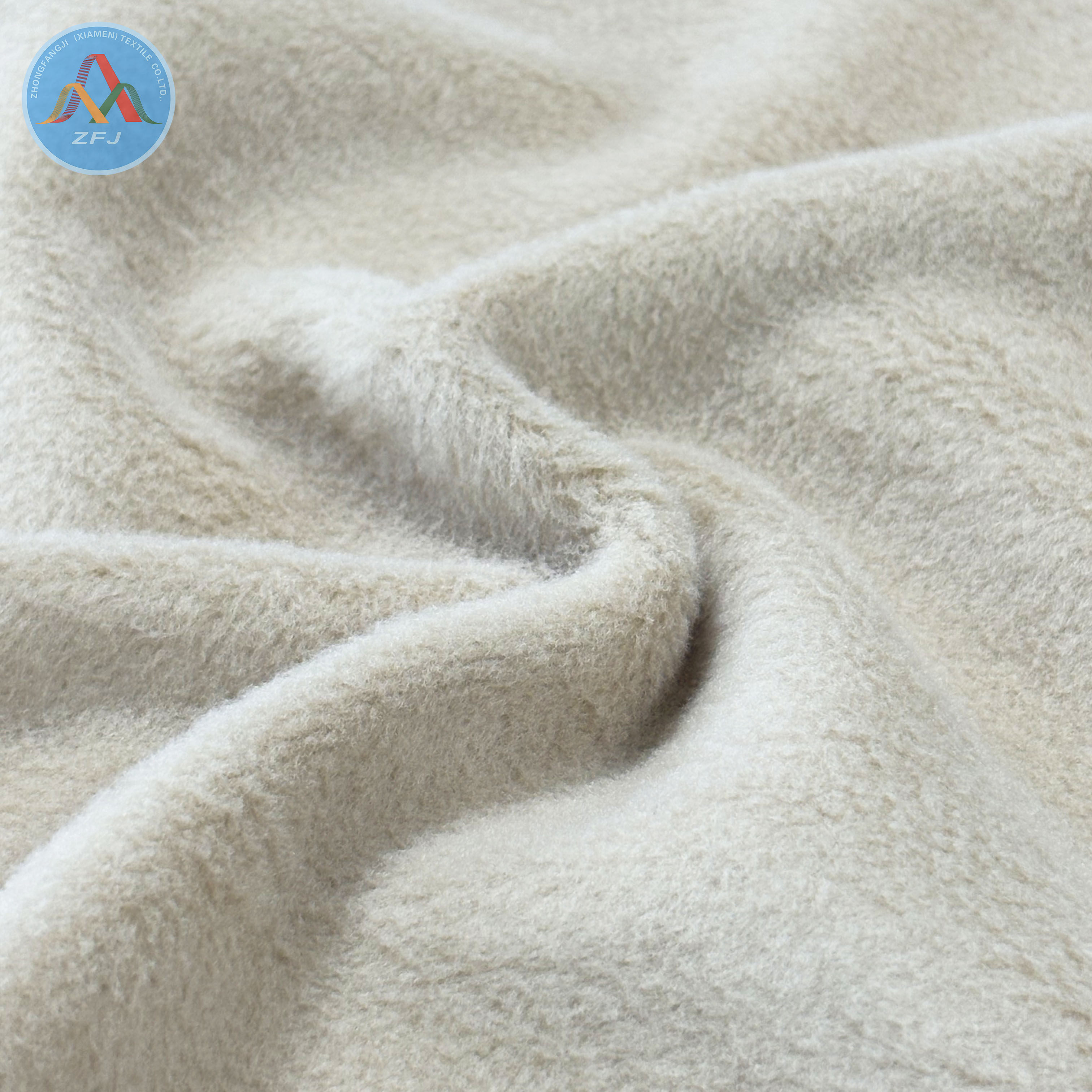 Durable Warp Knitted Spandex Velvet Fabric Anti Pillin Silky Caress Handfeel for Garment