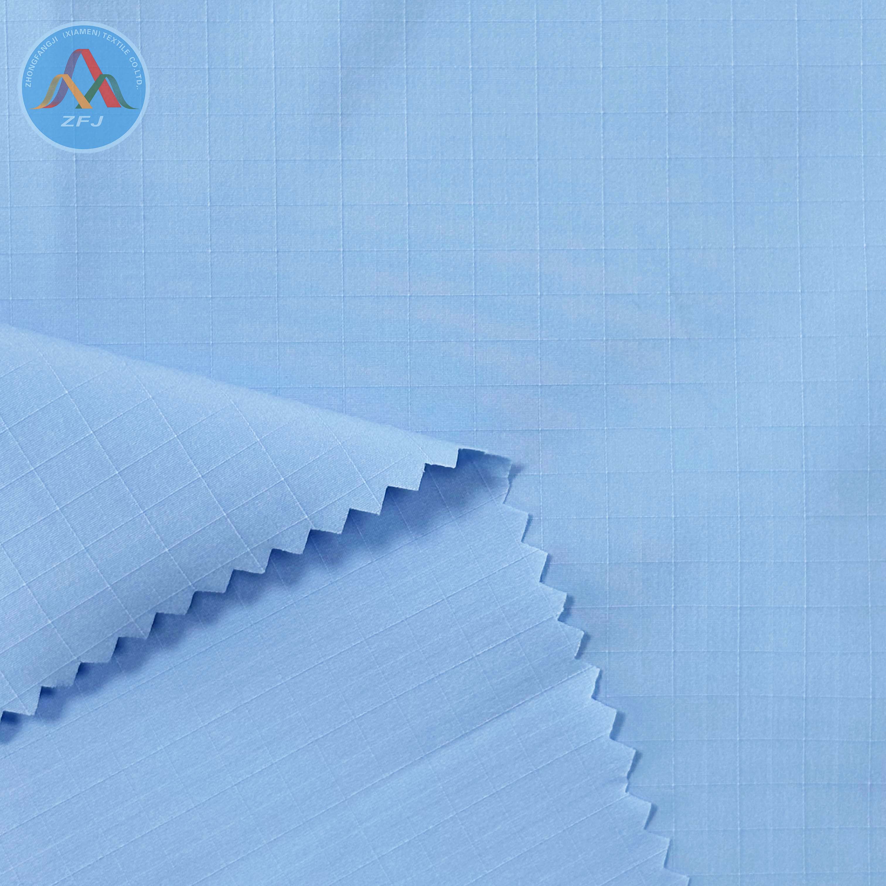Refined Grid Sorona Weft Stretch Checked Fabric for Versatile Casual Wear
