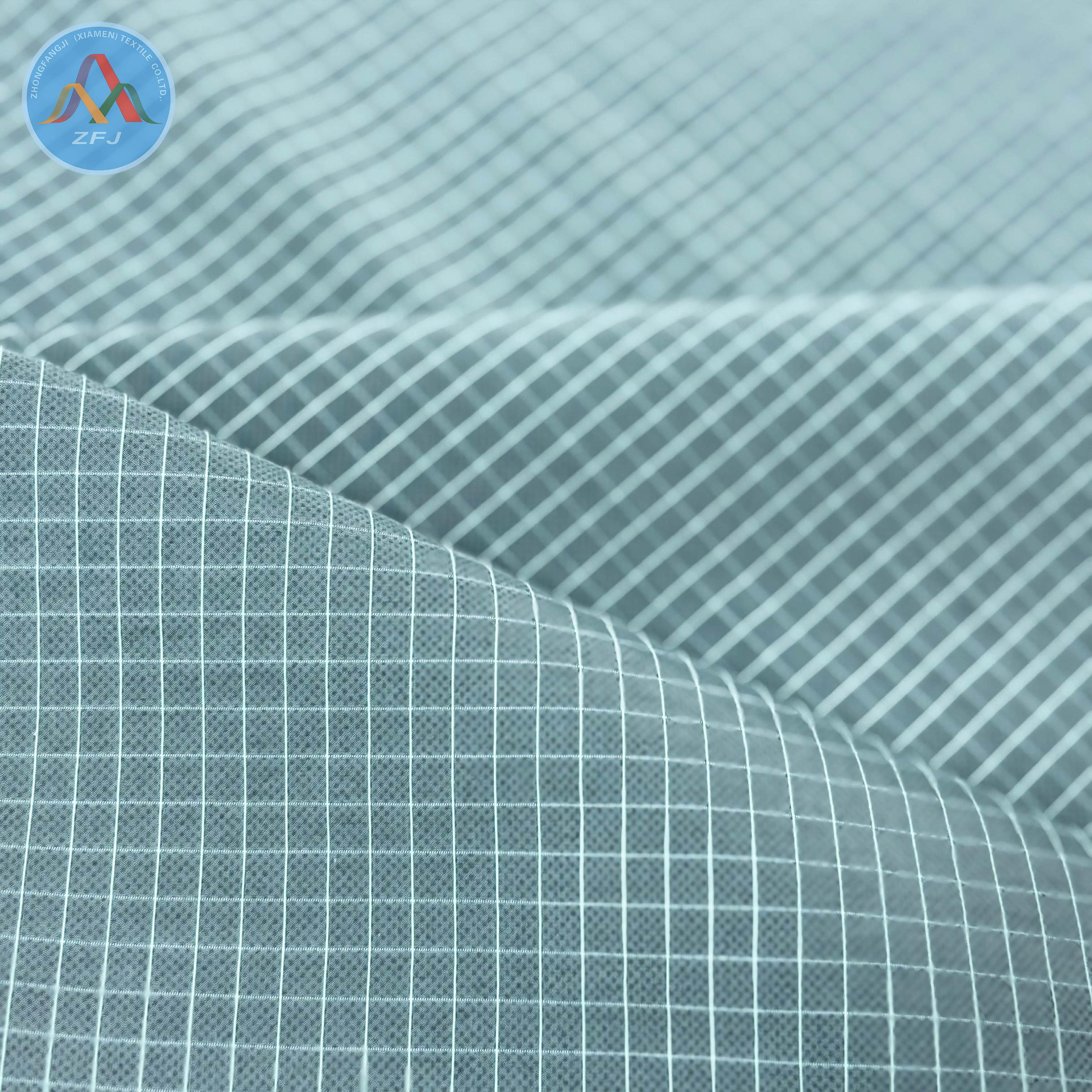 Nylon Gingham Fabric with Printed TPU Membrane Water Repellent Finish for Rainwear